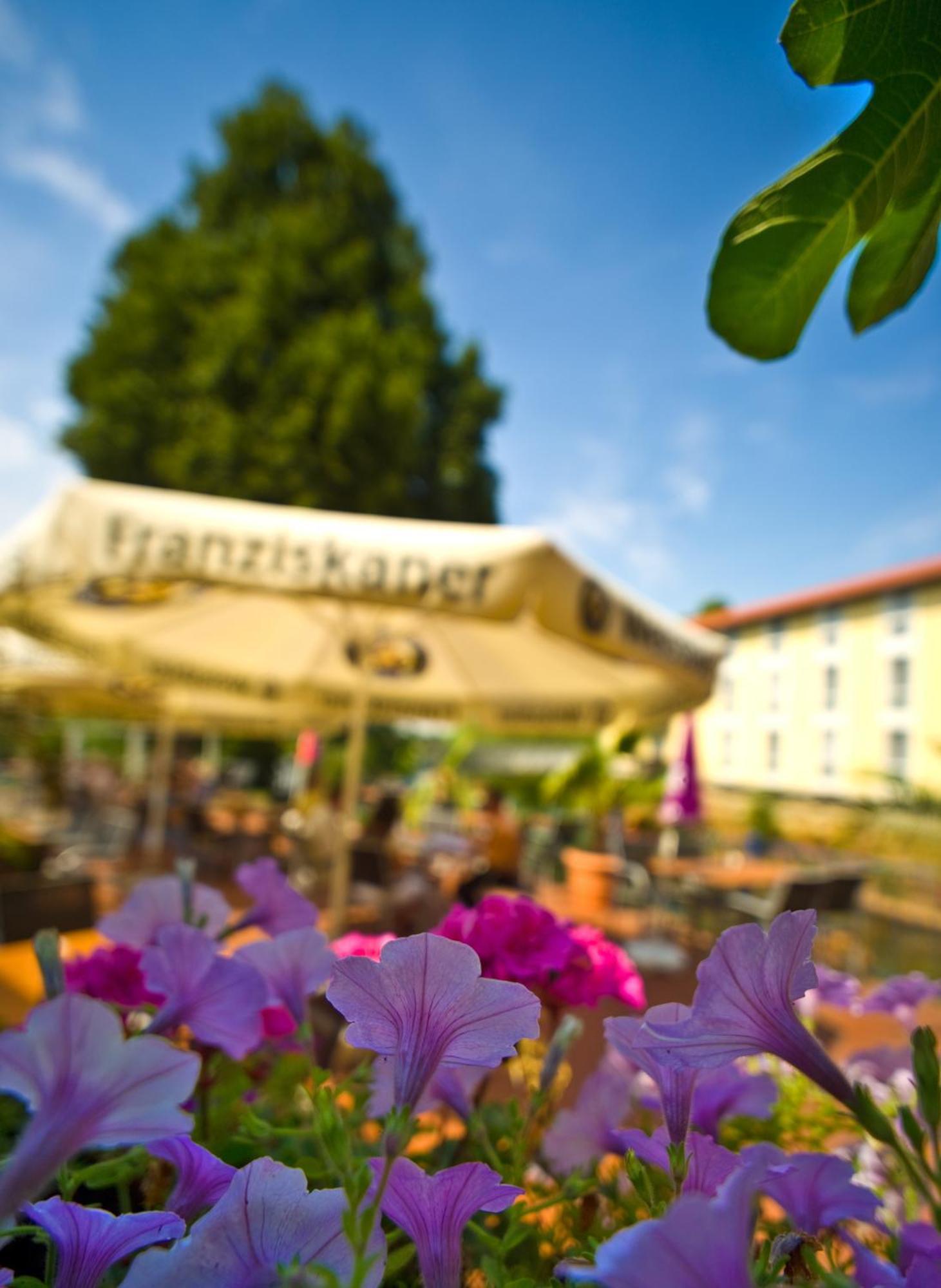 Hotel Weserschloesschen Nienburg Kültér fotó