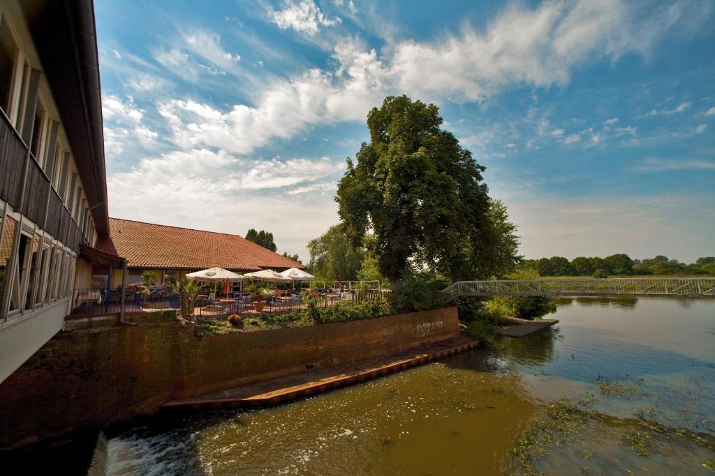 Hotel Weserschloesschen Nienburg Kültér fotó